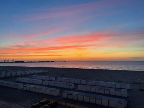 Seafront apartment 2 bed Duinbergen